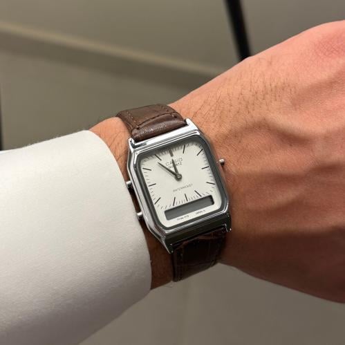 كاسيو جلد بني