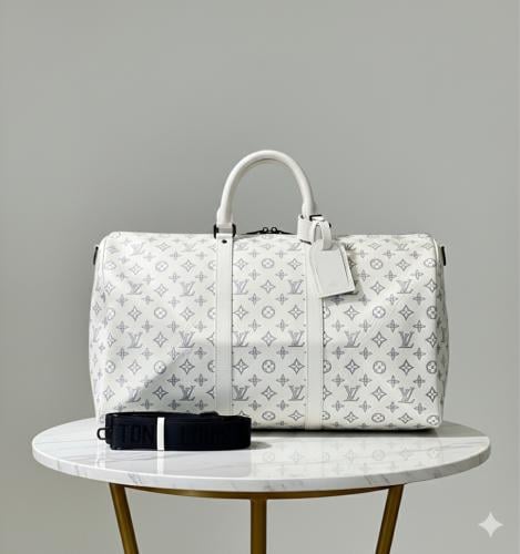 Voyage White