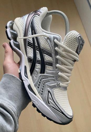 ASICS GEL-KAYANO 14 – White / Silver