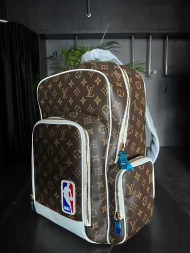 LV Courtside Premier – NBA version