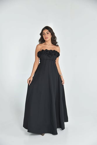 فستان سهرة أسود ( Strapless )