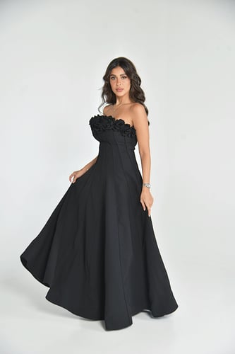 فستان سهرة أسود ( Strapless )