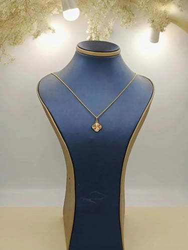 Van Cleef Necklace 21k Gold