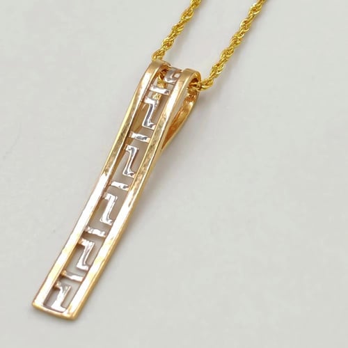 عقد ذهب عيار 18 - 18K Gold Necklace