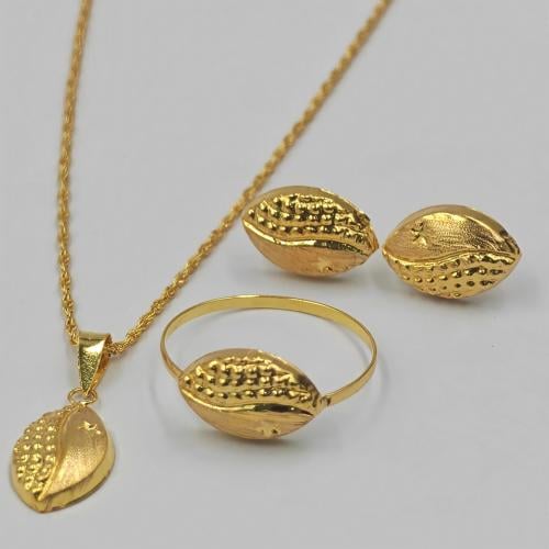 طقم ذهب عيار 18 - 18K Gold set
