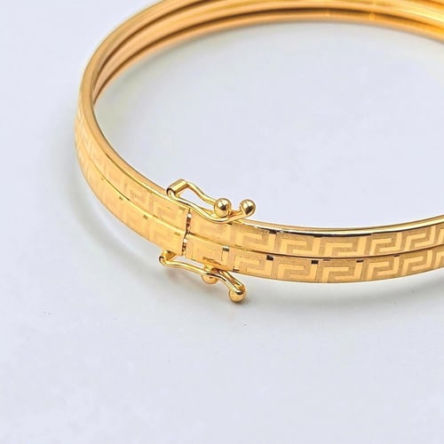 غويشة فيرزاتشي عيار 18