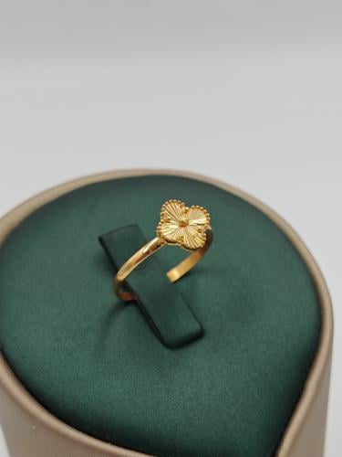 Van cleef ring 21k Gold - خاتم فان كليف عيار 21