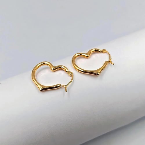 حلق قلوب عيار 18 - Hearts Earrings 18K Gold