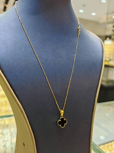 Necklace 18k Gold - عقد فان كليف عيار 18