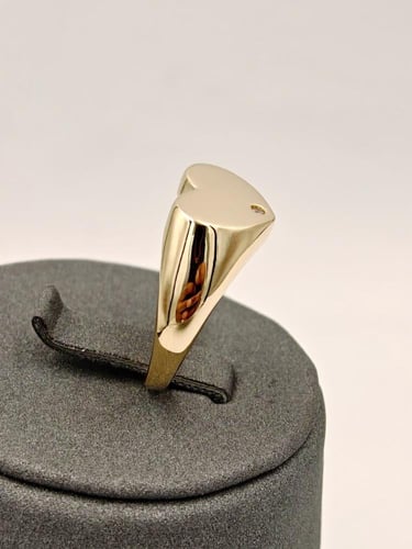 خاتم عيار 18 - 18K Ring