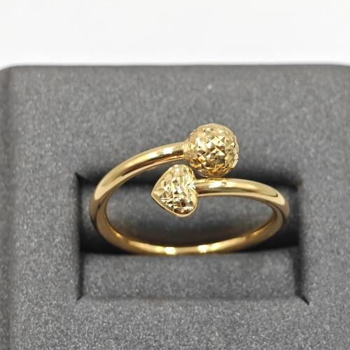خاتم عيار 18- 18k Gold Ring