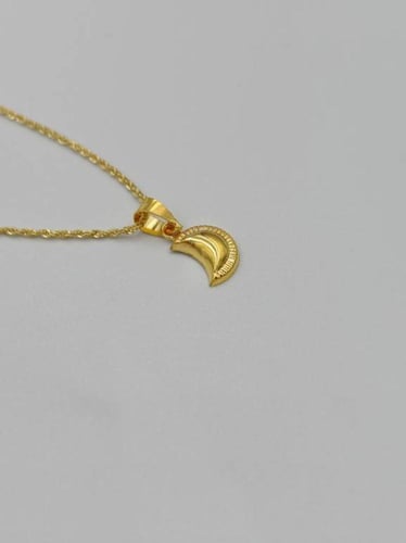 Necklace 18k Gold - عقد نصف القمر