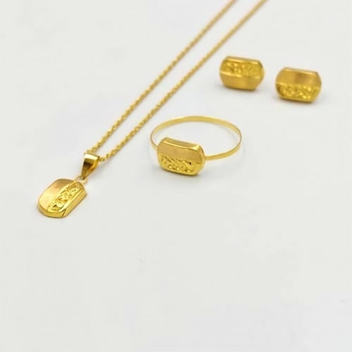 Set 18k Gold - عقد ذهب عيار 18