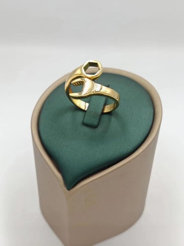 Tool Ring 21k Gold