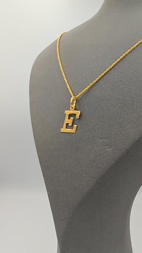 سلسال تعليقة حرف عيار 18 - Chain with pendant 18K