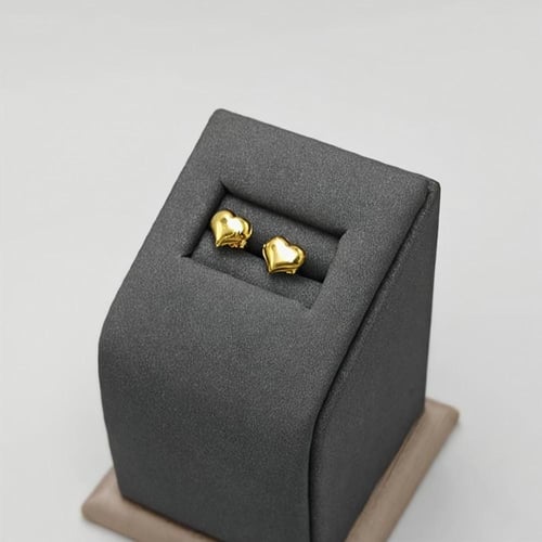 Earring 18K Gold - حلق شكل قلب عيار 18
