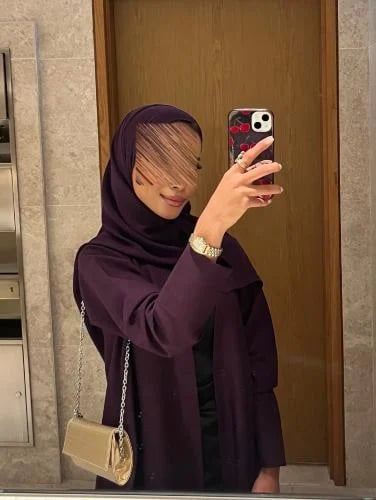 عباية بليزر بقصة مستقيمة وانسيابية بلمسة فاخرة وأكمام _ أوريا لاين