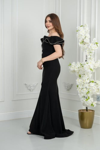 فستان سهرة كلفة جنب