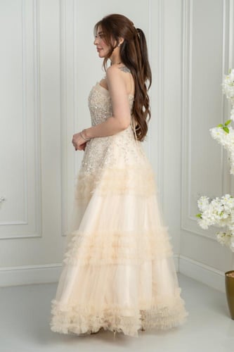 فستان سهره كلفه طبقات