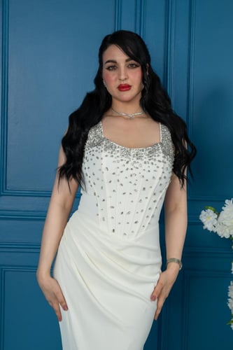 فستان فصوص كتف