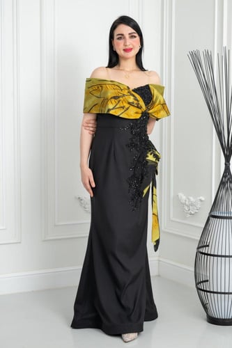 فستان سهرة أسود فاخر بتفاصيل مطرزة ولمسة ملكية( بل...