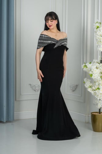 فستان سهرة تب