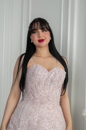 فستان سهرة ستارة