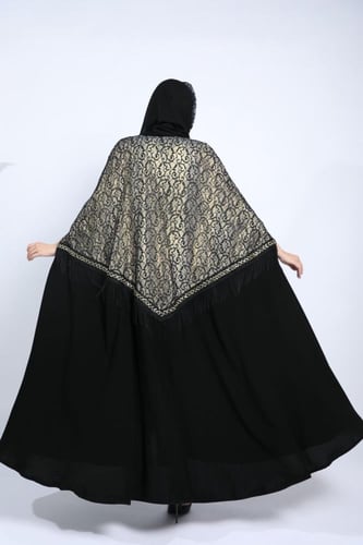 عباية الملكة ذهبي