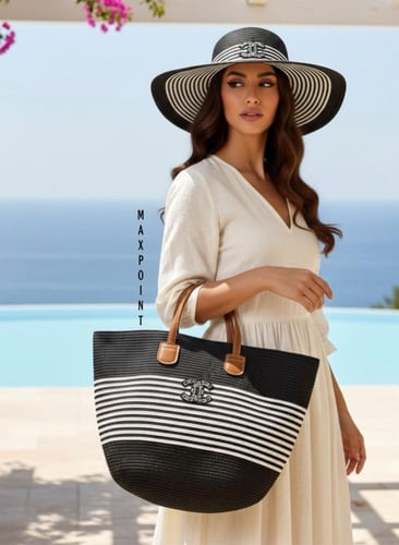 حقيبة يد بتصميم القش / CHANEL