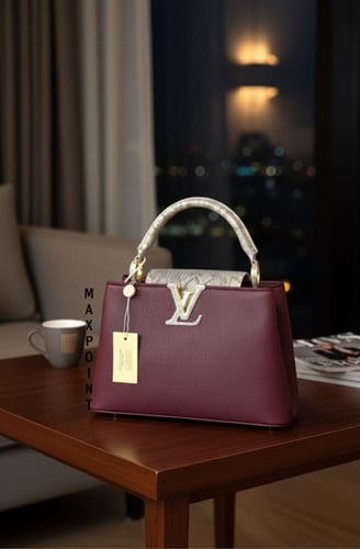 حقيبة نسائية - ماركة