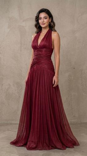 "سهرة الياقوت" (Sapphire Evening Gown)