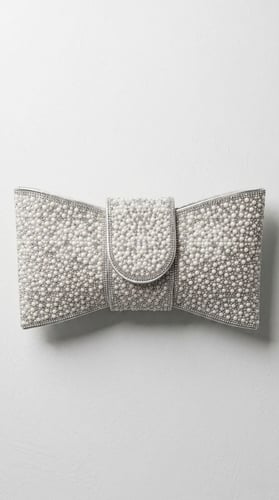 "كلتش لؤلؤة القصر" (Palace Pearl Clutch)