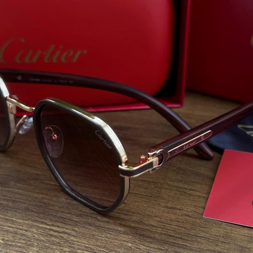 نظارة كارتير Cartier بإطار معدني وخشب