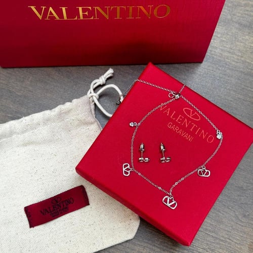 طقم فالنتينو V قلب فضي (سلسال + حلق)