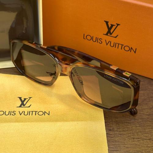 نظارة لويس فيتون Louis Vuitton Rectangular Tortois...