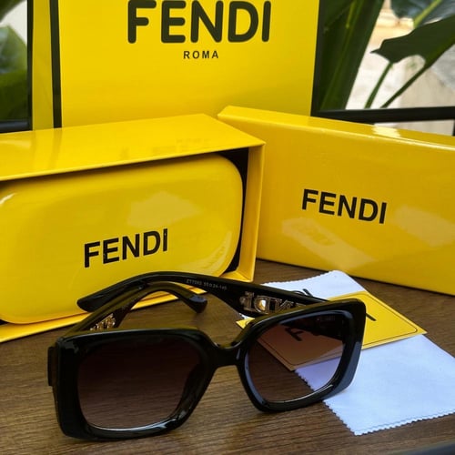 نظارة فندي FENDI Logo Sunglasses