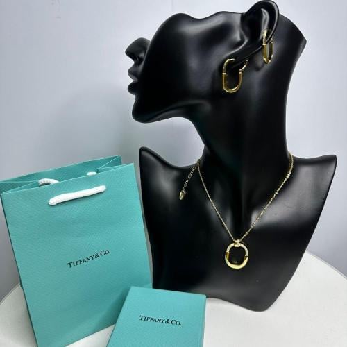 طقم تيفاني بيضاوي ذهبي – بتصميم عصري ناعم