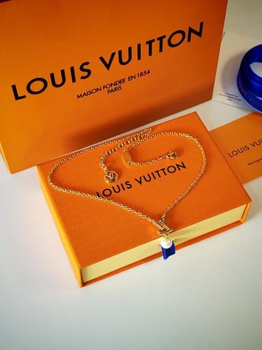 سلسال لويس فيتون Louis Vuitton لؤلؤة