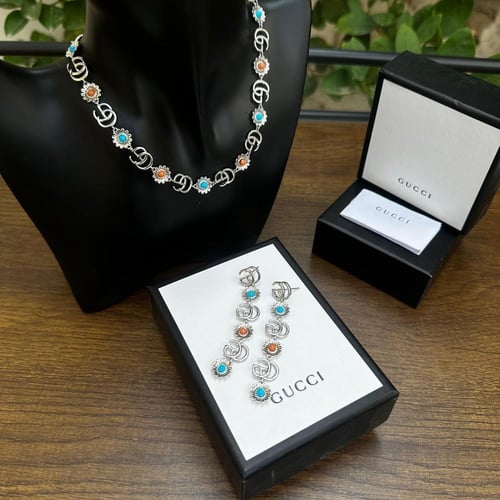 طقم غوتشي أقراط وسلسال