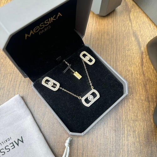 طقم ميسيكا باريس – سلسال وأقراط Move Uno