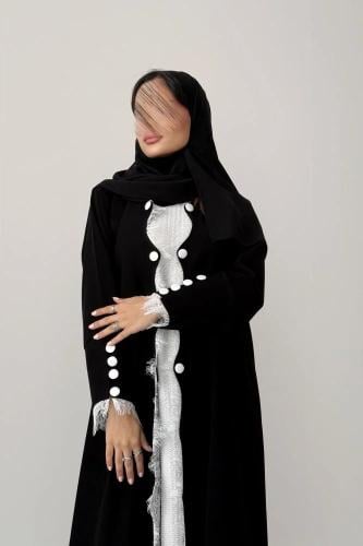 A79-عباية بدانتيل فرنسي ابيض متموج