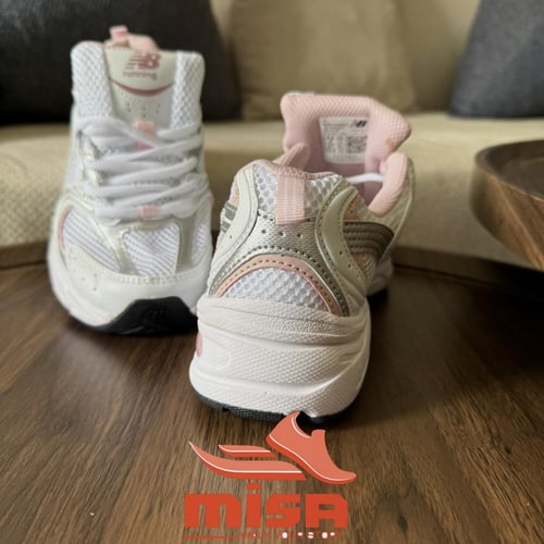 New Balance 530 Pink