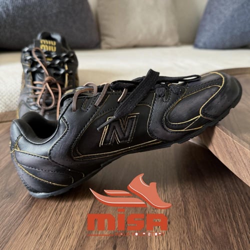 حذاء نيو بالانس 530 SL جلدي رياضي Ask ChatGPT