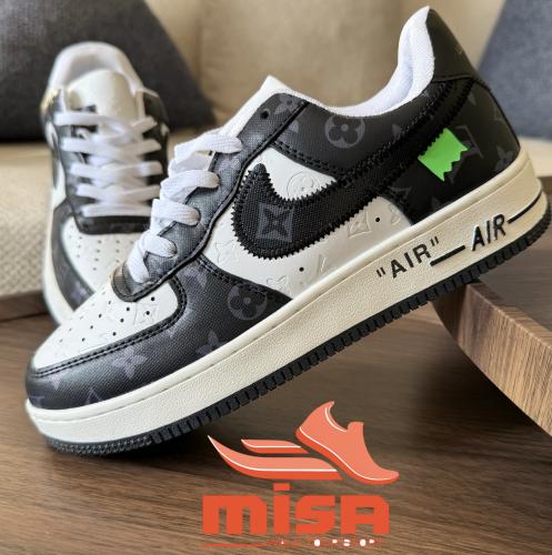 نايك اير فورس لويس فيتون (أسود/أبيض)