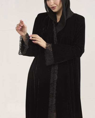 مخمل أسود بدانتيل فرنسي - Aw 007