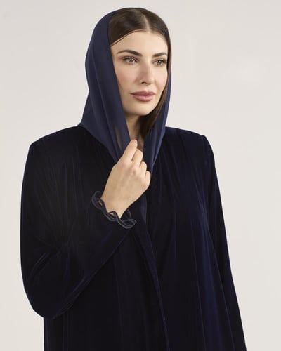 مخمل كحلي بتطريز الكم- Aw 012