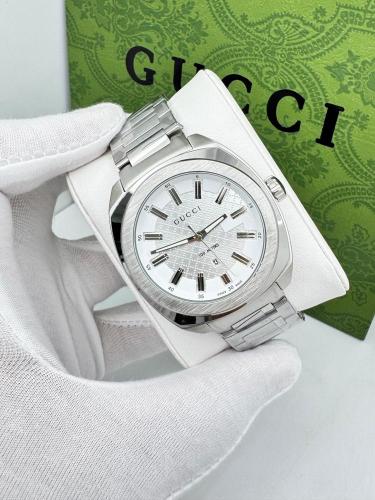 ساعة قوتشي الرجالية