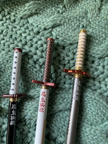 اقلام سيوف قاتل الشياطين