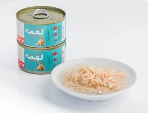 علبة لقمة طعام رطب دجاج مع التونه بالمرق للقطط الص...