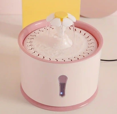 نافورة مياده دائرية للقطط